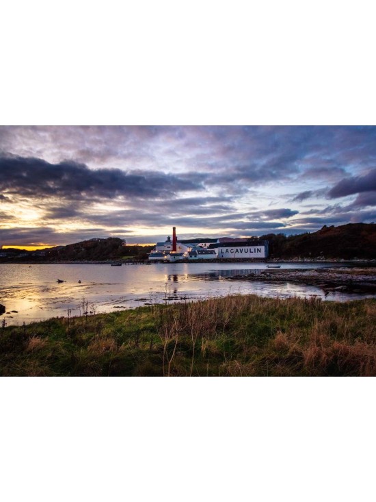 LAGAVULIN 8 years 48% LAGAVULIN 8 years 48%